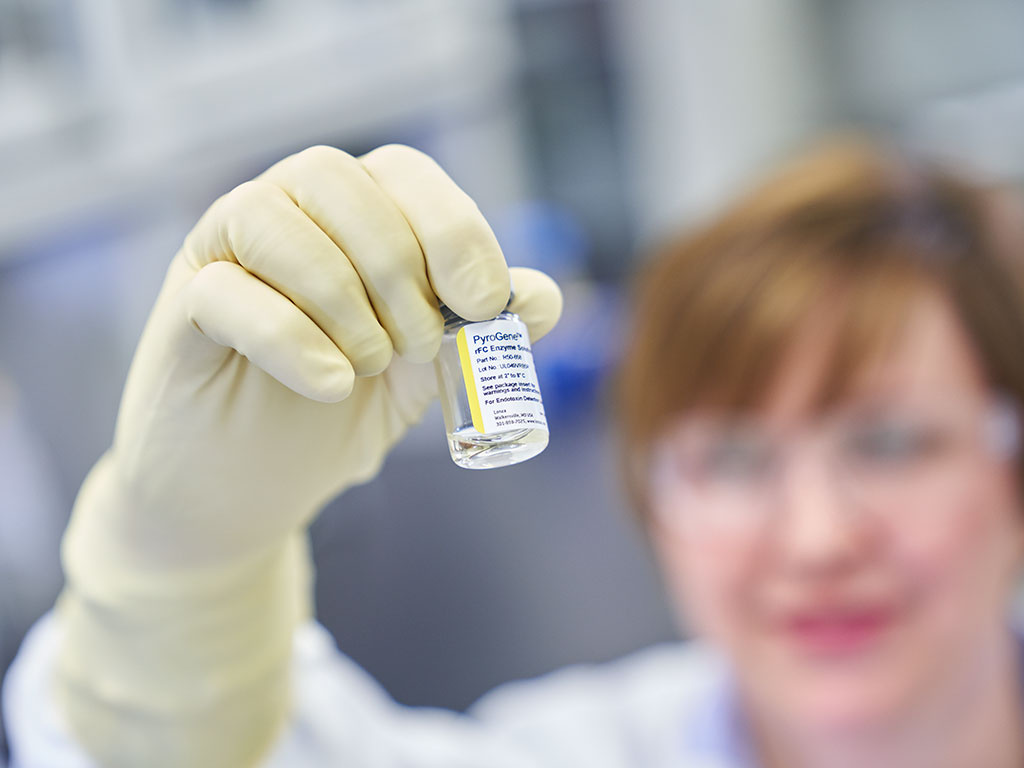 PyroGene-LabTech-Holding-Vial_0210_4-3.jpg