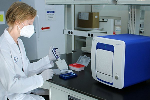 Nový cenově dostupný mikrodestičkový reader SpectraMax Mini