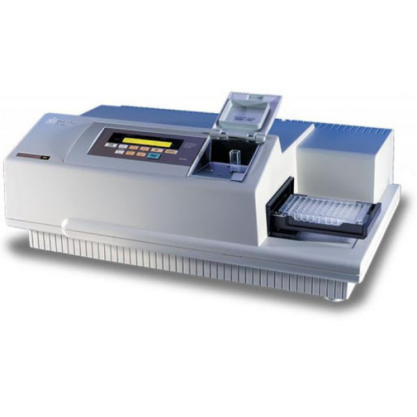 SpectraMax M2e microplate/cuvette reader